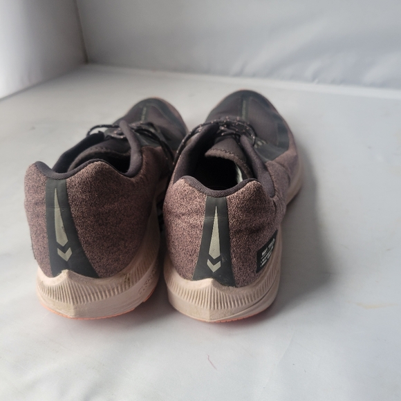 Women shoes - Picture 3 of 5